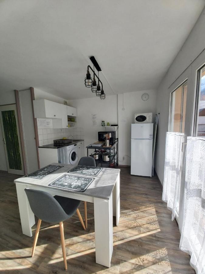 Luz St Sauveur, Appartement 3 Personnes, Superbe Vue Montagne, Expose Sud, Residence Tres Calme ลูซ-แซ็ง-โซเวอร์ ภายนอก รูปภาพ